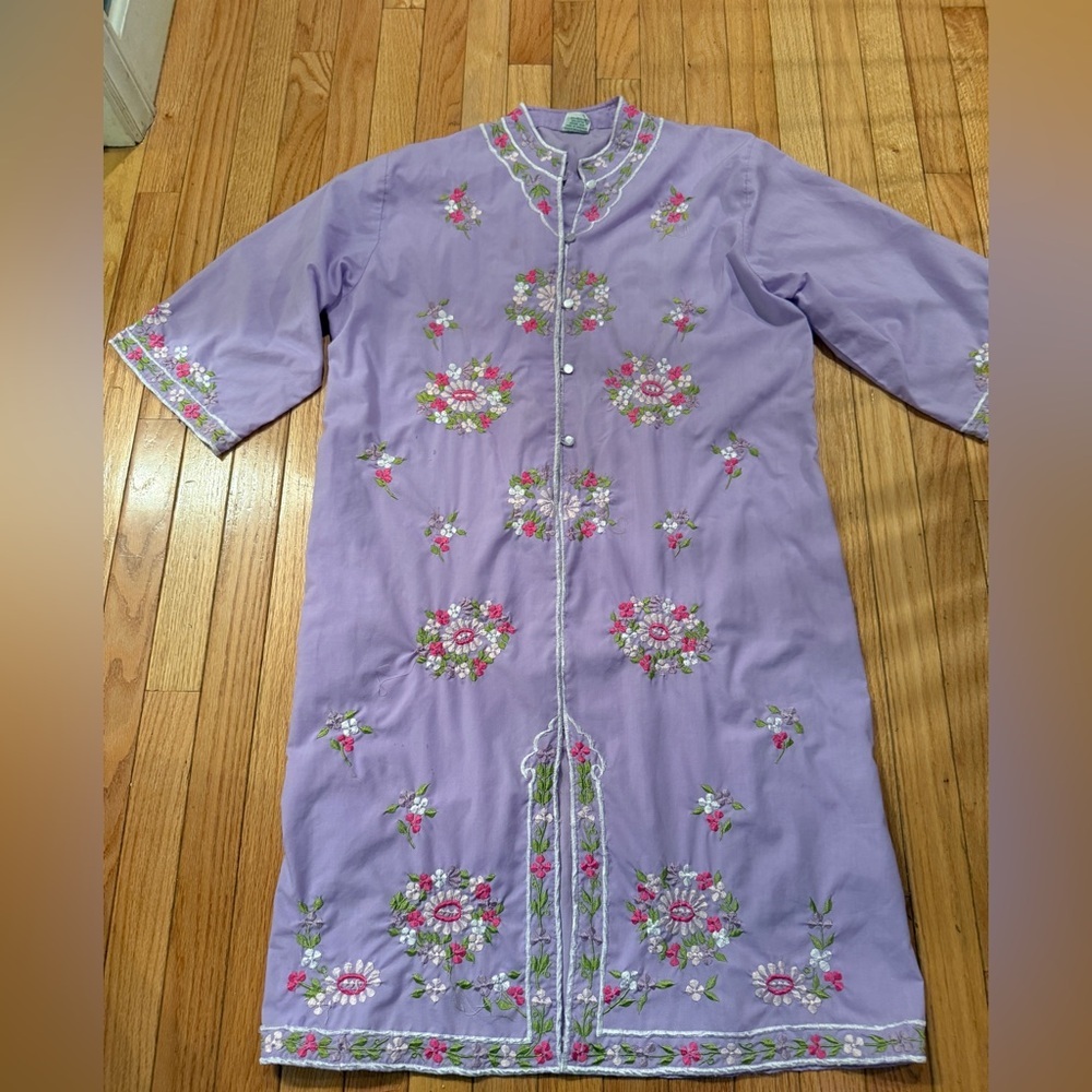 VTG Caro of Honolulu Embroidered Floral Mumu House Dress Kimono